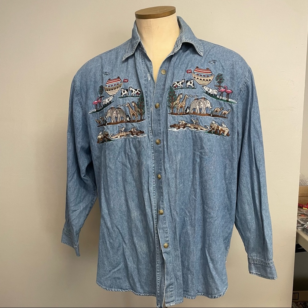Vintage 90’s Quizz Women Noah’s Arc Embroidered Denim Shirt - Picture 2 of 8